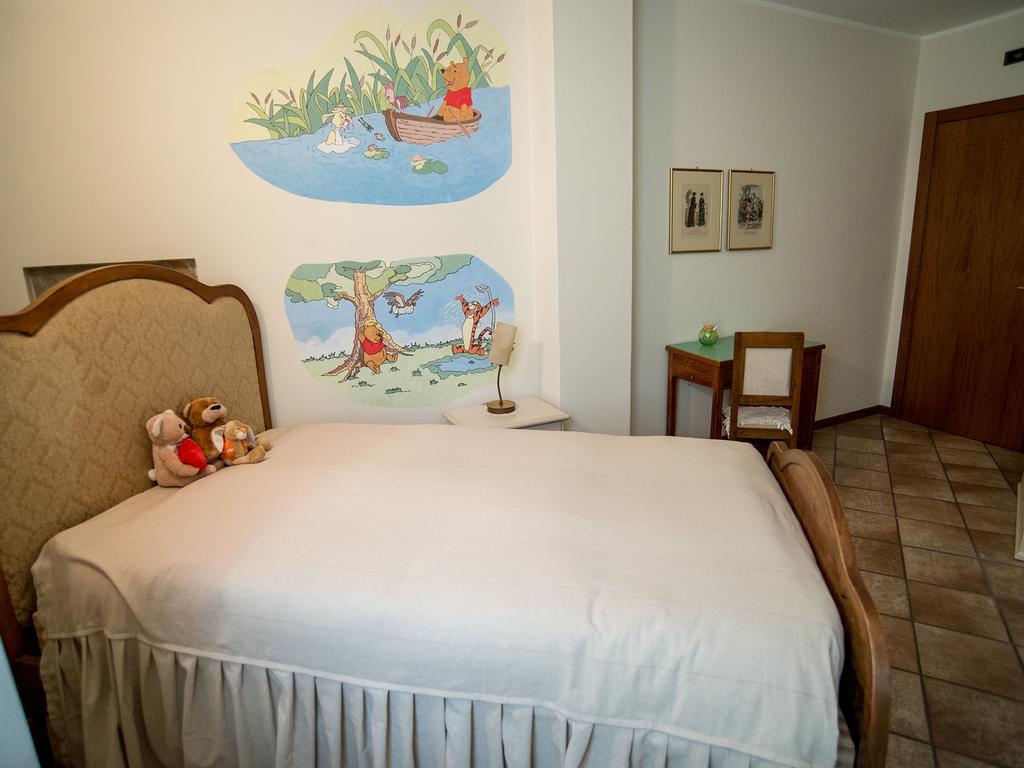 Alzano Lombardo B&B Del Gran Ducato Di Alzano Sopra חדר תמונה